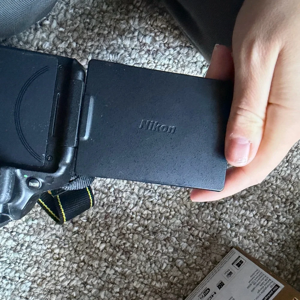 Nikon D5300 Black Digital Camera Kit